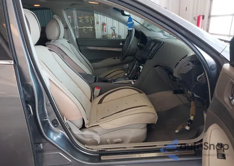 2013 Infiniti G37X z USA, uszkodzony, nr VIN JN1CV6AR0DM752376